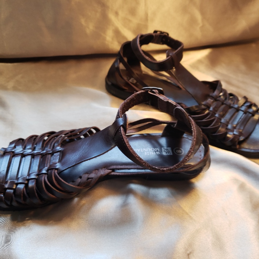 sandal - Picture 2 of 3